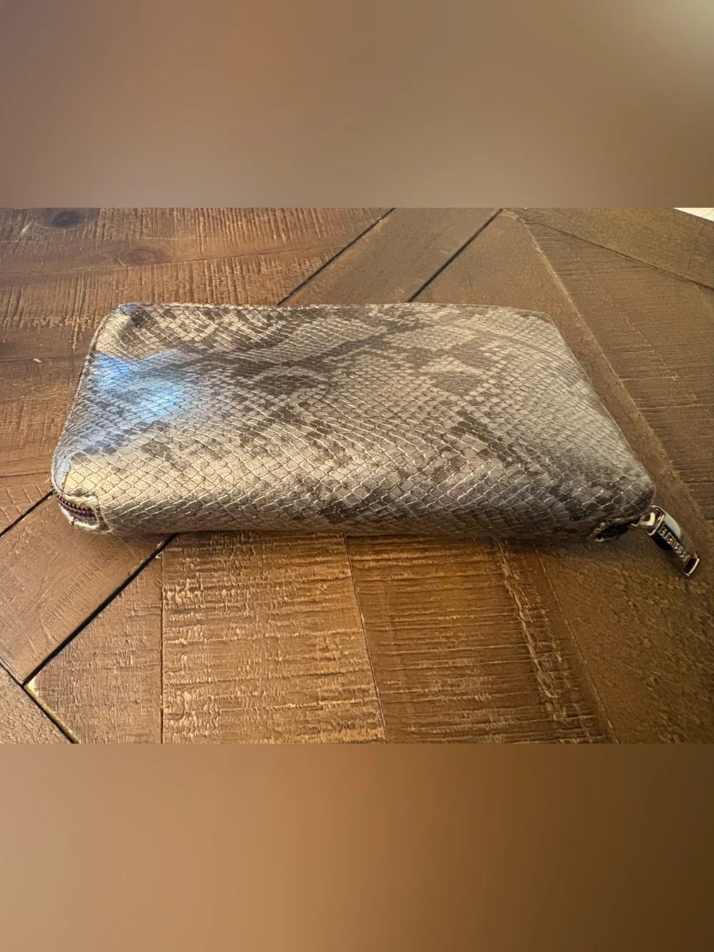 laura mercier Metallic Snake-Embossed Cosmetic Pouch - Silver